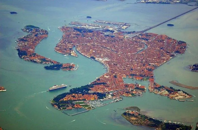 Hotel Feel Inn Venice Airport Affittacamere